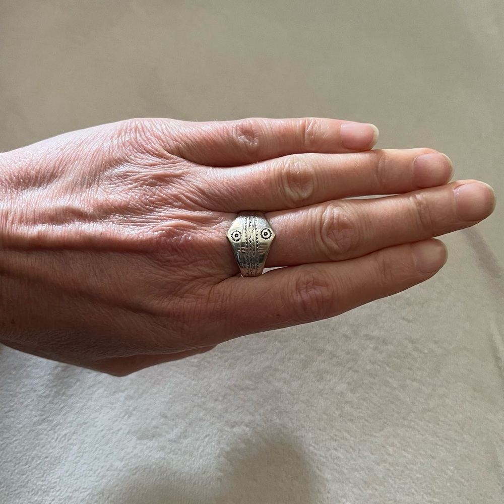 Tuareg Silver ring hand made in Cairo size 8 - Picture 2 of 5
